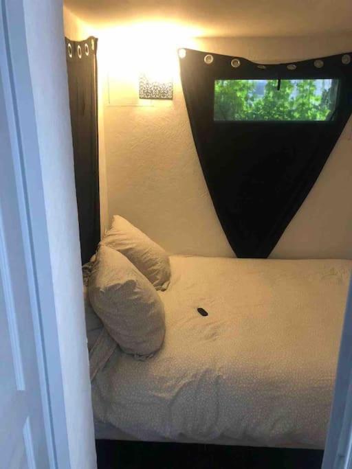Logement Appartement Bourget Le Bourget Extérieur photo
